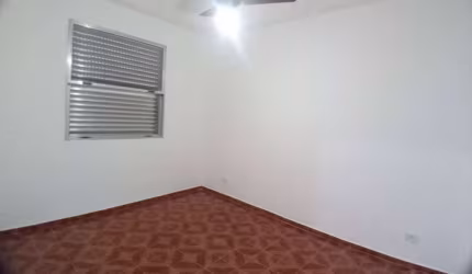 Seu Novo Lar na Praia Espera por Você!