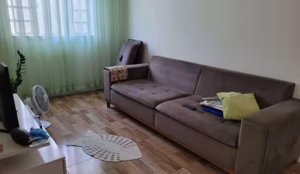Sobrado com Quintal Verde e Suíte com Sacada – Vila Silveira, Guarulhos