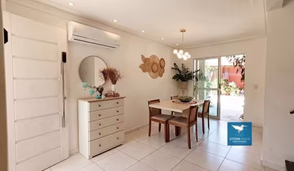 Casa Duplex no Centro de Eusébio em Condomínio Fechado com Lazer Completo, 03 Quartos, 111m2, Suíte Master Com Closet, Deck Privativo, Amplo Quintal, 02 Vagas