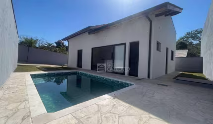 Casa com 3 dormitórios à venda, 108 m² por R$ 750.000,00 - Jardim Estância Brasil - Atibaia/SP