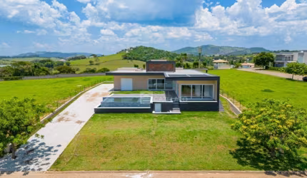Casa com 4 dormitórios à venda, 400 m² por R$ 3.000.000 - Condomínio Porto Laranjeiras - Piracaia/SP