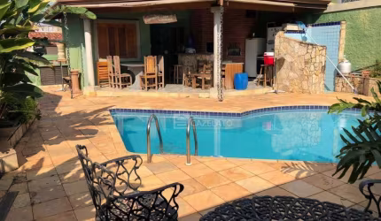 Casa com 4 dormitórios à venda, 141 m² por R$ 1.300.000 - Vila Loanda - Atibaia/SP