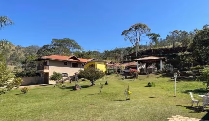 Chácara com 5 dormitórios à venda, 5714 m² por R$ 1.600.000,00 - Cachoeirinha - Bom Jesus dos Perdões/SP