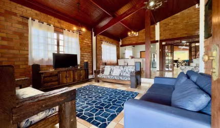 Casa com 4 dormitórios à venda, 380 m² por R$ 1.390.000,00 - Alpes D'Ouro - Bom Jesus dos Perdões/SP