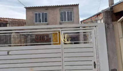 Sobrado com 2 dormitórios à venda, 254 m² por R$ 300.000,00 - Jardim Gurilândia - Taubaté/SP