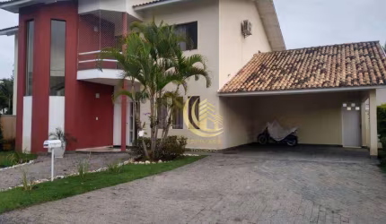 Sobrado com 4 dormitórios à venda, 363 m² por R$ 2.500.000,00 - Taubaté Village - Taubaté/SP