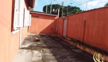 Casa com 3 dormitórios à venda, 98 m² por R$ 650.000,00 - Chácara do Visconde - Taubaté/SP