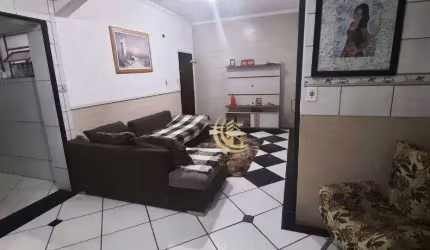 Casa com 3 dormitórios à venda, 90 m² por R$ 270.000,00 - Parque São Cristóvão - Taubaté/SP