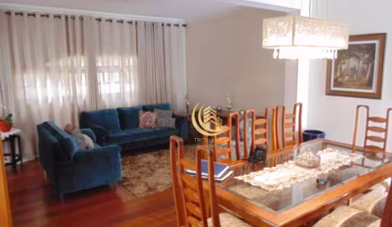 Casa com 3 dormitórios à venda, 600 m² por R$ 1.700.000,00 - Jardim das Nações - Taubaté/SP