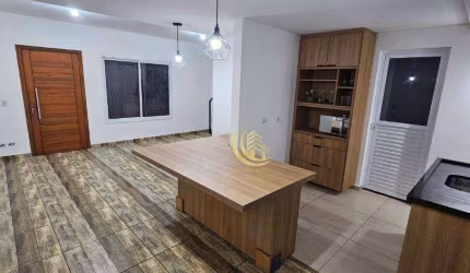 Sobrado com 3 dormitórios à venda, 93 m² por R$ 400.000,00 - Piracangaguá - Taubaté/SP
