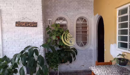 Casa com 3 dormitórios à venda, 119 m² por R$ 350.000,00 - Vila Jaboticabeira - Taubaté/SP