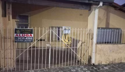 Casa com 1 dormitório para alugar, 60 m² por R$ 900,00/mês - Chácara do Visconde - Taubaté/SP