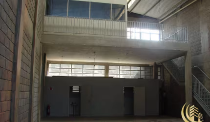 Galpão para alugar, 241 m² por R$ 5.185,00/mês - Estoril - Taubaté/SP