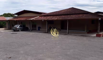 Salão para alugar, 300 m² por R$ 5.000,00/mês - Barreiro - Taubaté/SP