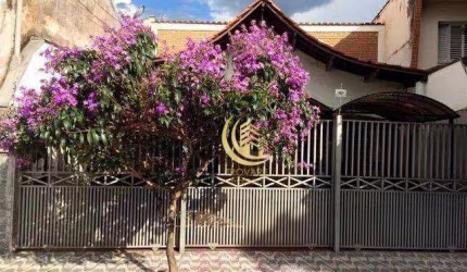 Casa com 6 dormitórios, 400 m² - venda por R$ 1.200.000,00 ou aluguel por R$ 8.220,00/mês - Centro - Taubaté/SP