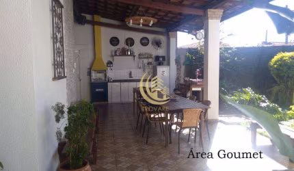 Casa com 3 dormitórios à venda, 282 m² por R$ 750.000,00 - Centro - Tremembé/SP