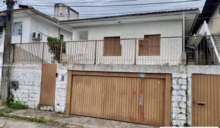 Casa para Venda em Florianópolis, Agronômica, 4 dormitórios, 1 suíte, 4 banheiros, 2 vagas