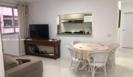 Apartamento para Venda em Florianópolis, Centro, 2 dormitórios, 1 banheiro, 1 vaga