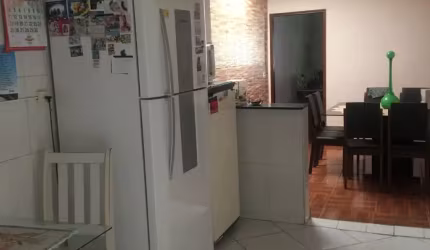 Casa a Venda no Parque São Lucas