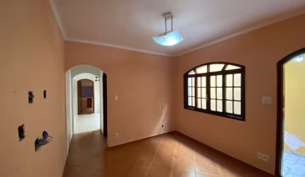 Casa SEMI MOBILIADA E COM ÁREA GOURMET a venda/permuta no Jardim Las Vegas em Santo André