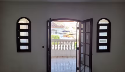 Casa a venda/permuta na Vila Tolstói