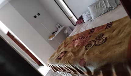 SOBRADO À VENDA!!!