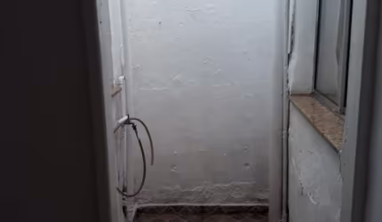Sobrado com 2 dorms., sala 2 ambientes, cozinha, banheiro, quinta, terraço