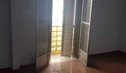 Oportunidade!..Amplo apartamento para locação no bairro da Penha/SP