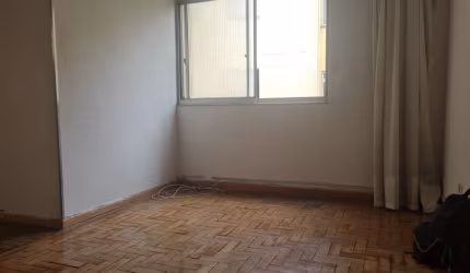 VENDA:  Apartamento 63 Mts² , 03 dormitórios, 02 salas, 01 banheiro , cozinha , área serviço. Único dono. Localizado 3º andar