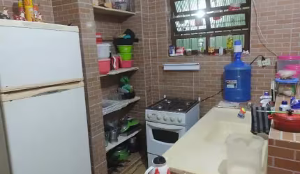 Casa a venda em Mongagua com 250mts², são 2 dormitórios, sala cozinha americana banheiro,nos fundos tem mais 1 quartinho com banheiro churrasqueira, garagem para 5 carros.