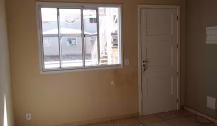 Casa em condomínio fechado com 2 quartos à venda no Parque Residencial Piracicaba, Piracicaba , 47 m2 por R$ 180.000