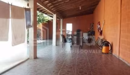 CASA NO CONDOMÍNIO JARDIM DAS FLORES, 02 DORMITÓRIOS, ÓTIMA LOCALIZAÇÃO! AGENDE SUA VISITA! R$550.000,00