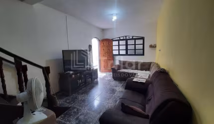 Sobrado no Altos de Santana- Aceita apartamento menor valor!