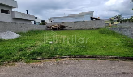 Terreno à venda no Condomínio Terras do Vale, Caçapava  por R$ 300.000