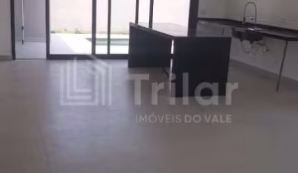 Excelente casa em condomínio em Caçapava com 3 dormitórios e 1 suíte!