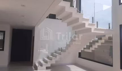 Majestoso sobrado de arquitetura moderna em condomínio fechado do lado do Shopping Colinas!