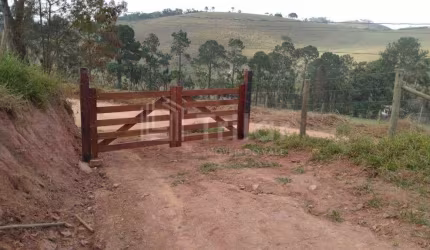 OPORTUNIDADE EM STª BRANCA - TERRENO  1500M² A VENDA