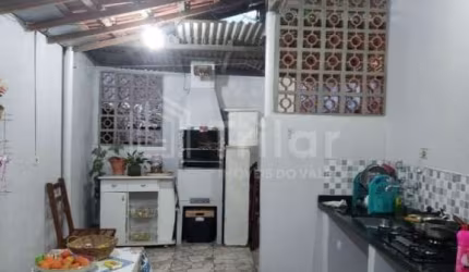 Imóvel para venda ou permuta de 3 dormitórios no Eugênio de Melo.