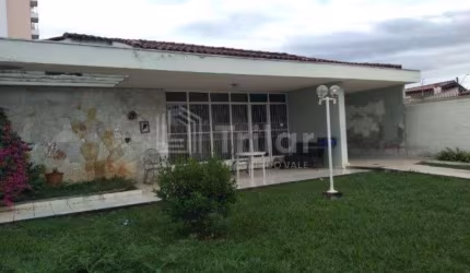 JD. ESPLANADA 708 M²