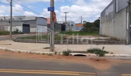 Terreno comercial no Santa Julia- De esquina!
