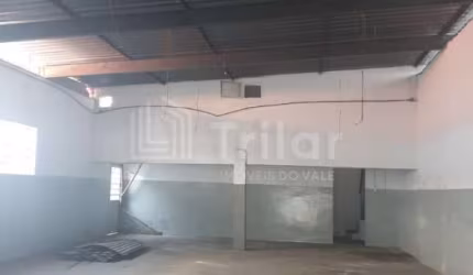 Galpão com 200 metros de construção para venda ou locação