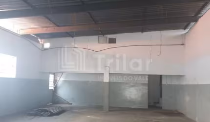 Galpão com 200 metros de construção para venda ou locação