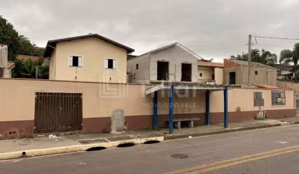 Casa com 2 dormitórios à venda, 53 m² por R$ 225.000,00 - Chácaras Pousada do Vale - São José dos Campos/SP