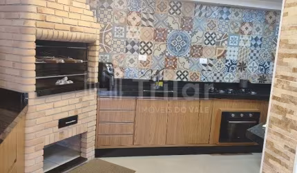 OPORTUNIDADE VENDA - LINDA CASA EM LOCALIZAÇÃO PRIVILEGIADA DO BOSQUE DOS EUCALIPTOS.