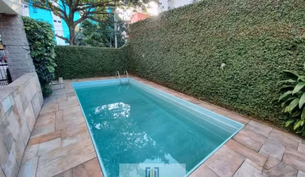Apartamento alto padrão com 3 dormitórios sendo 1 suíte, com piscina no condomínio,  lado morro na praia da ENSEADA-GUARUJÁ/SP