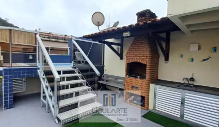 Apartamento cobertura duplex com 3dormitórios sendo 1 suíte + suíte de serviço, sacada gourmet, churrasqueira e piscina lado morro na praia da Enseada-Guarujá/SP.