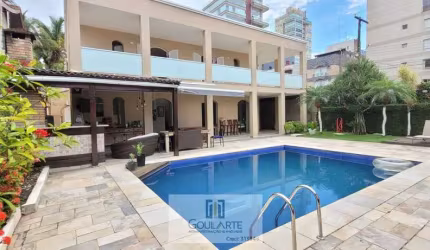 Casa DUPLEX alto padrão, 4 suítes climatizadas, lazer completo, à 200 metros do mar em região nobre na praia da ENSEADA-Guarujá/SP.