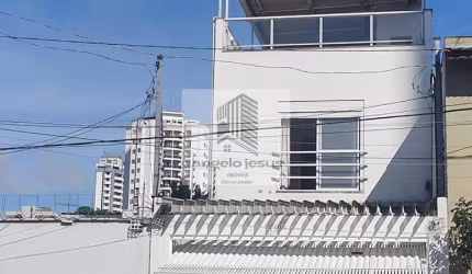 Sobrado Alto Padrão 220m², 02 Dormitórios, 02 Vagas.