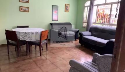 Sobrado Padrão 138m², 03 Dormitórios, 02 Vagas.