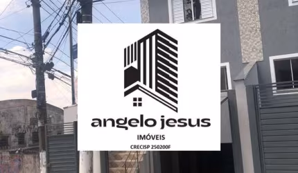 Sobrado 152m², 03 Dormitórios, 04 Vagas.